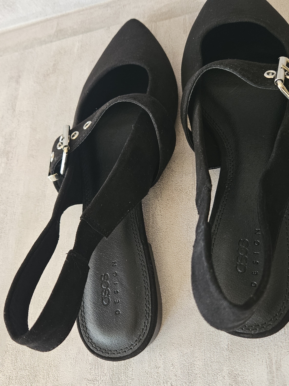 ​NWT ASOS DESIGN Black Pointed Toe Slingback Buckle Flat Shoes - Size US 9 - Picture 8 of 13